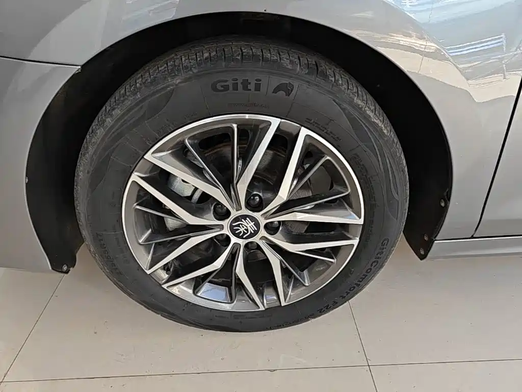 BYD Qin PLUS — фото 23