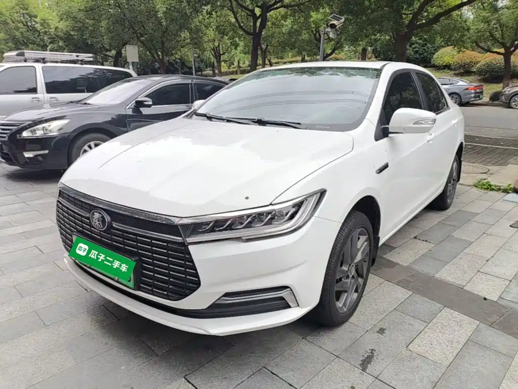 BYD Qin NEV — фото 2