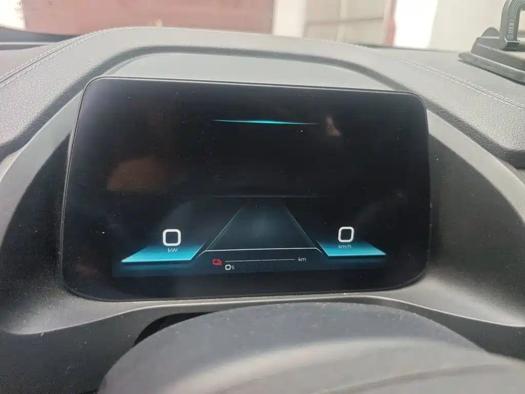 BYD Qin Pro NEV — фото 4