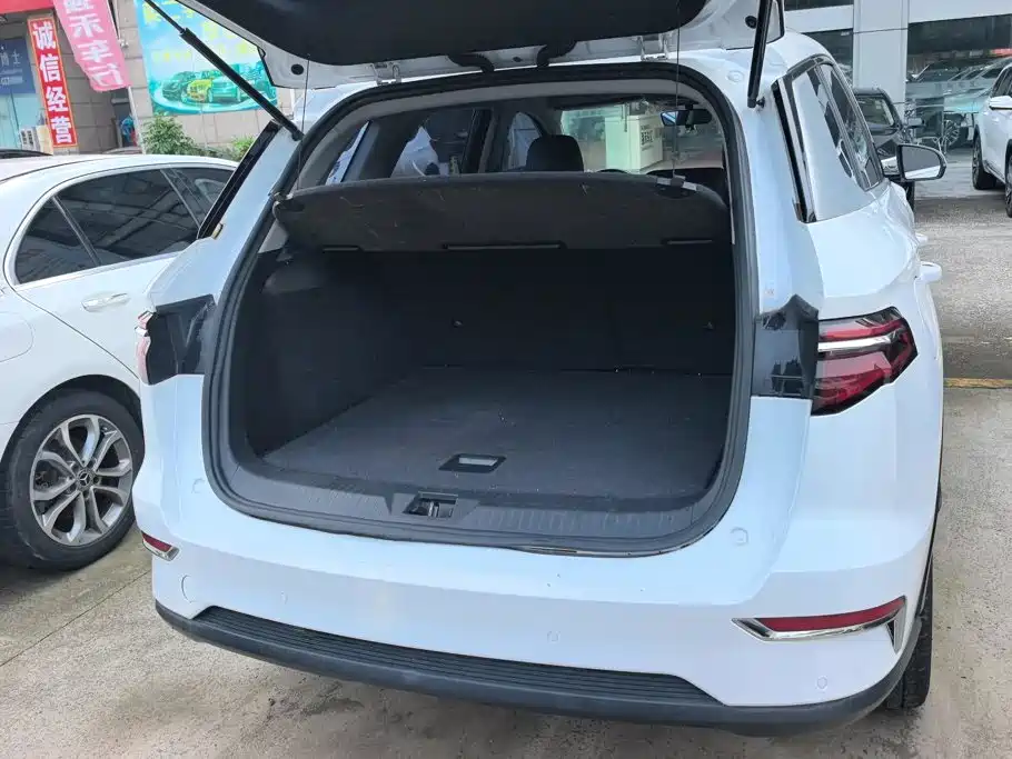 BYD Pro New Energy — фото 4