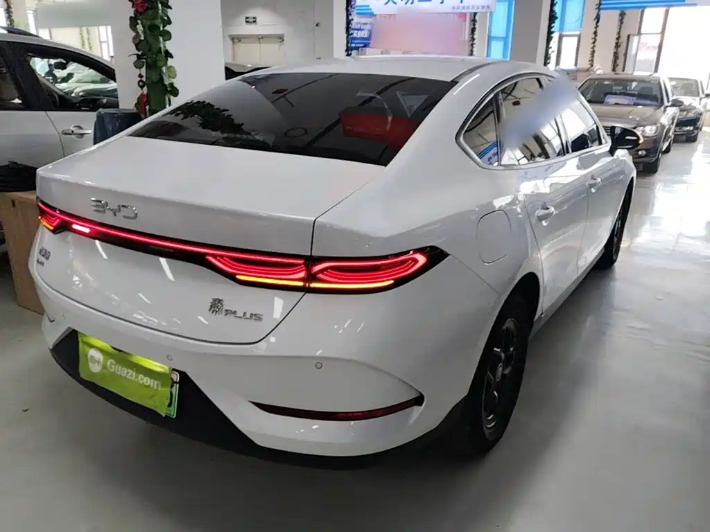 BYD Qin PLUS — фото 7