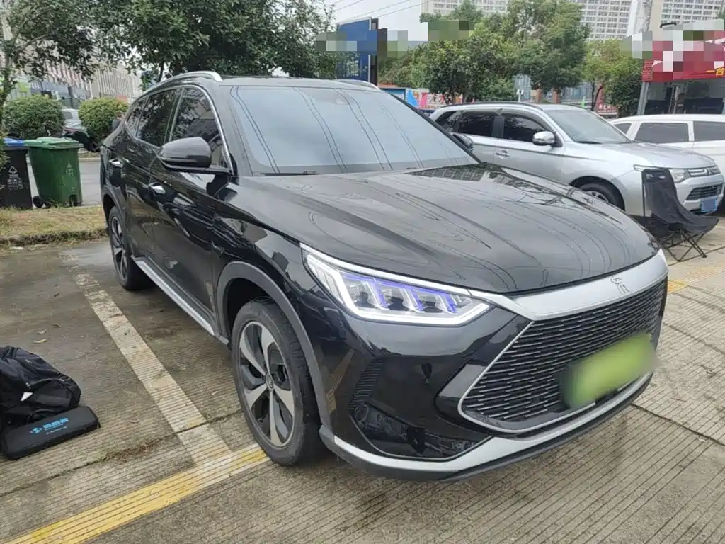 BYD PLUS New Energy — фото 4