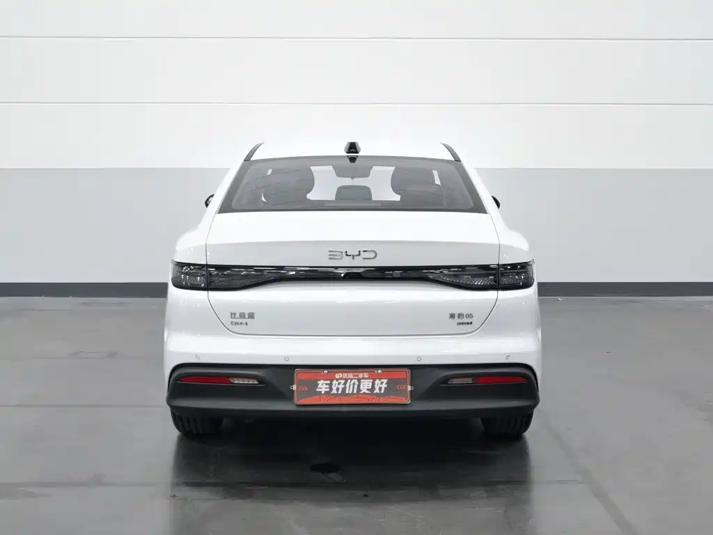 BYD Seal 05 DM-i — фото 4