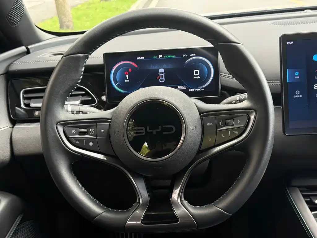 BYD Seal 06 — фото 10