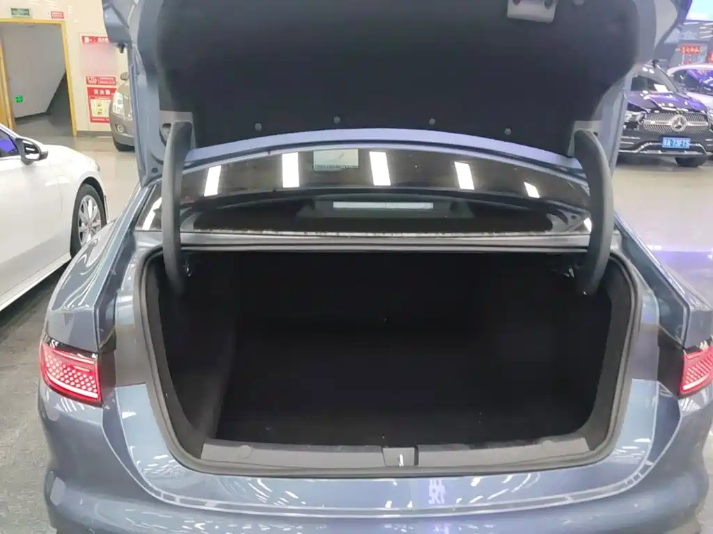 BYD Seal 05 DM-i — фото 19