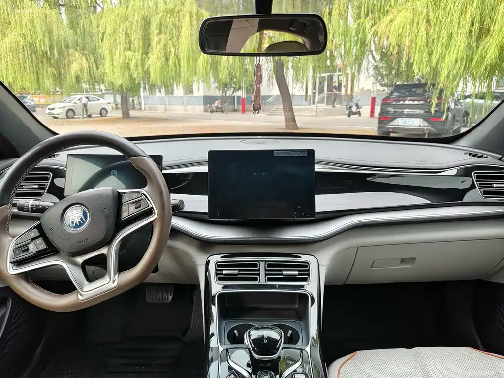 BYD Qin PLUS — фото 8