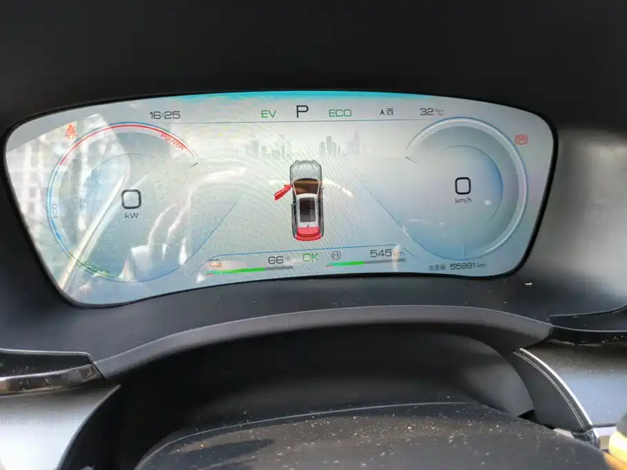 BYD PLUS New Energy — фото 14