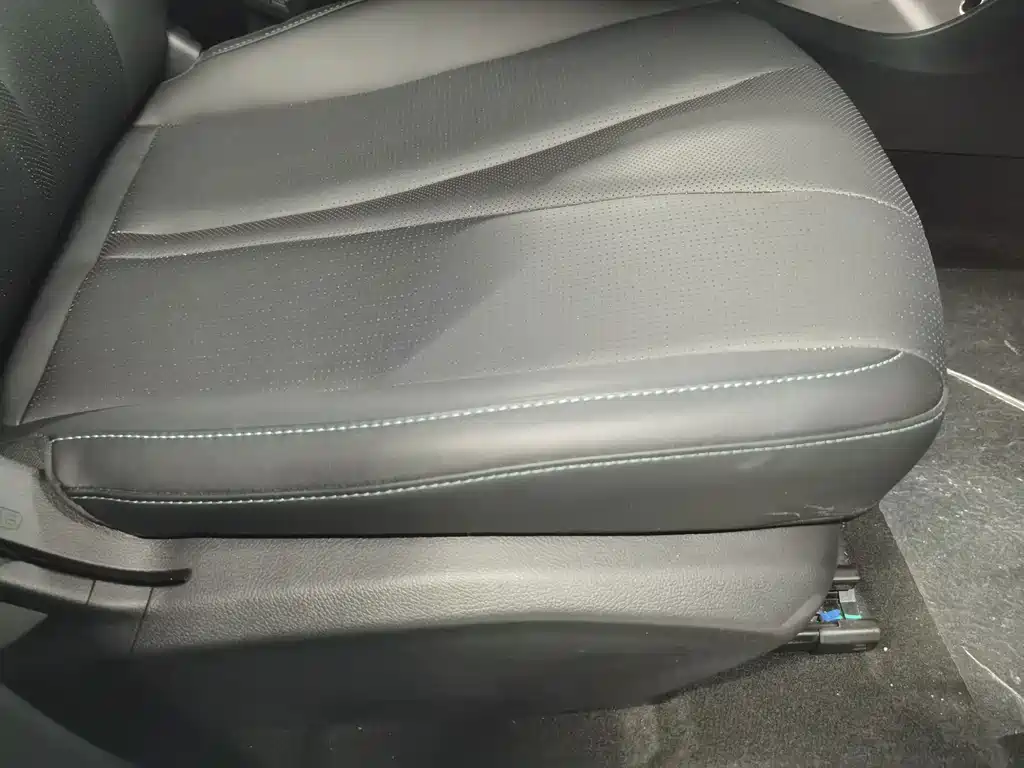 BYD Seal 05 DM-i — фото 18