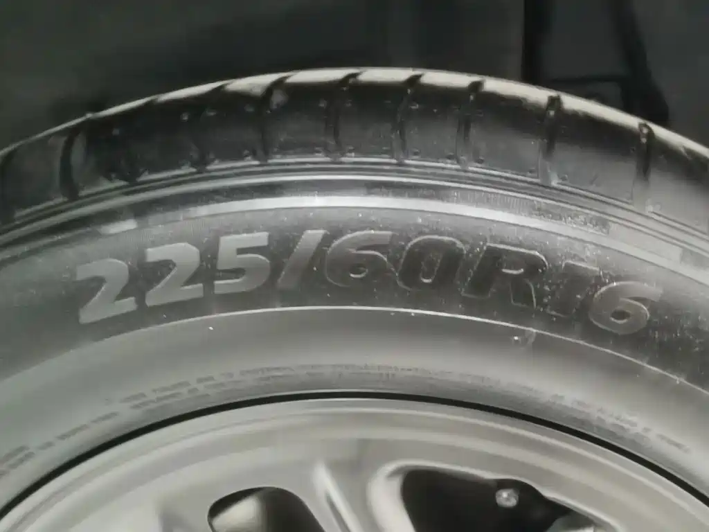 BYD Seal 05 DM-i — фото 23