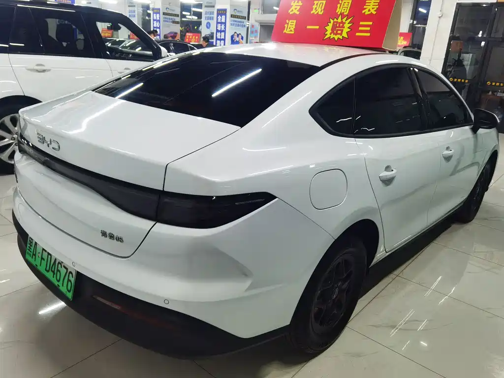BYD Seal 05 DM-i — фото 6