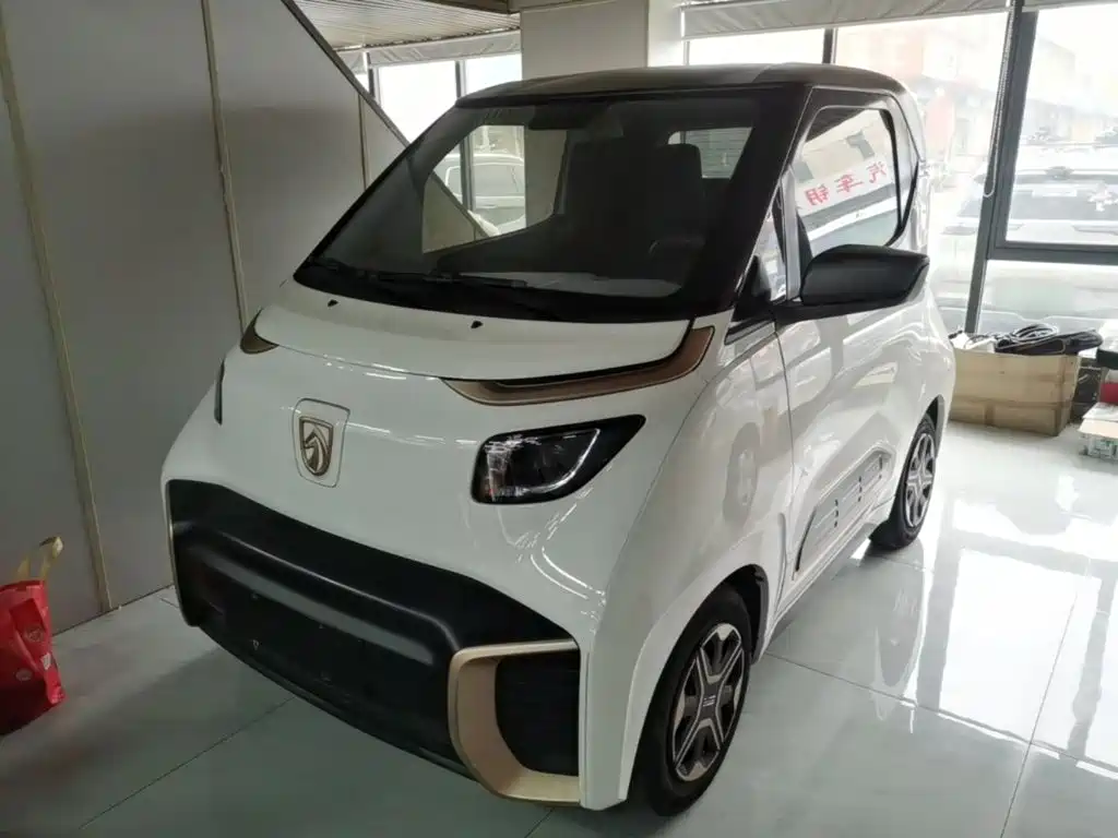 Baojun E200 — фото 2