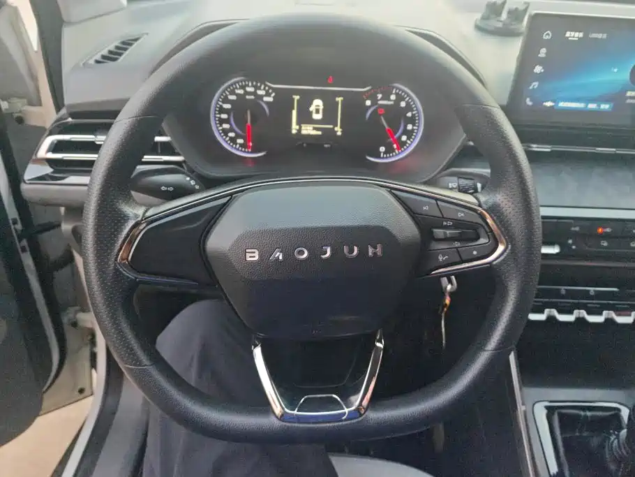 Baojun RS-3 — фото 15