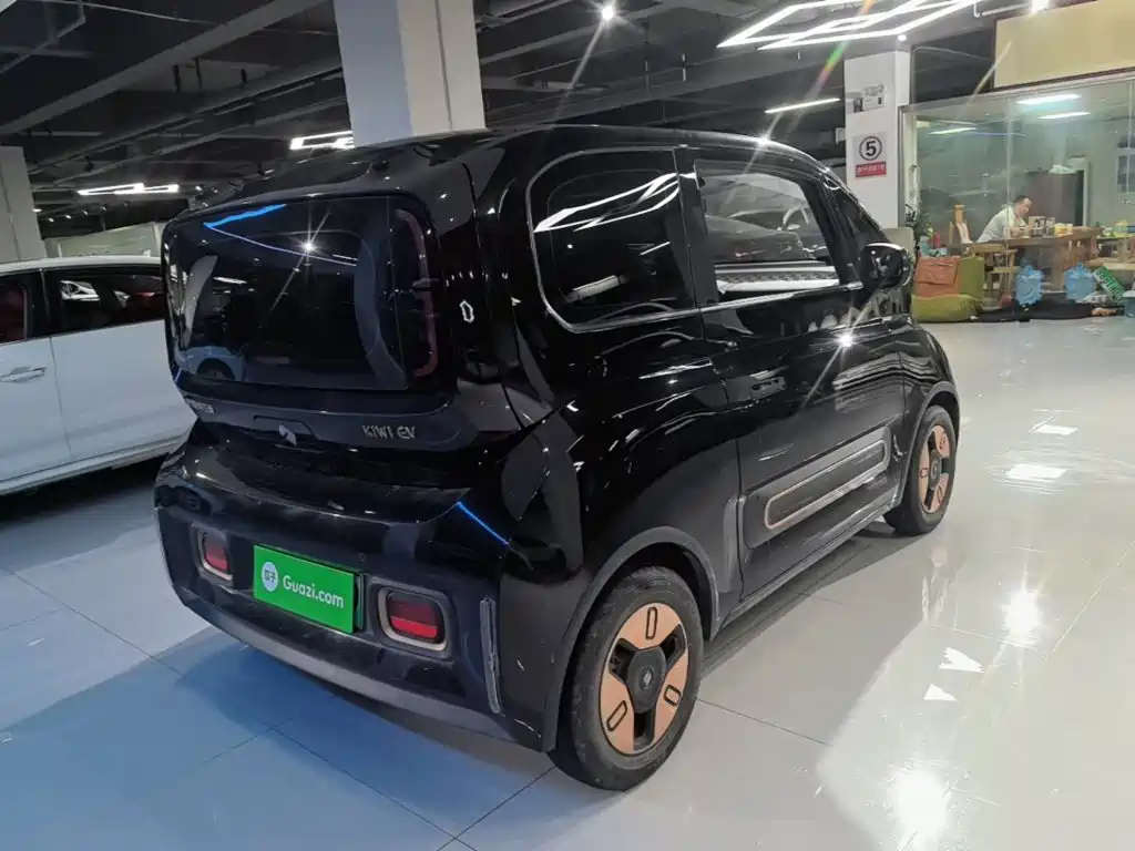 Baojun KiWi EV — фото 7