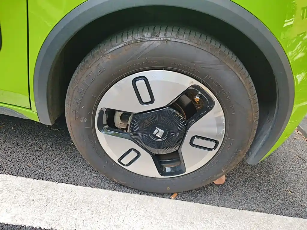 Baojun KiWi EV — фото 25