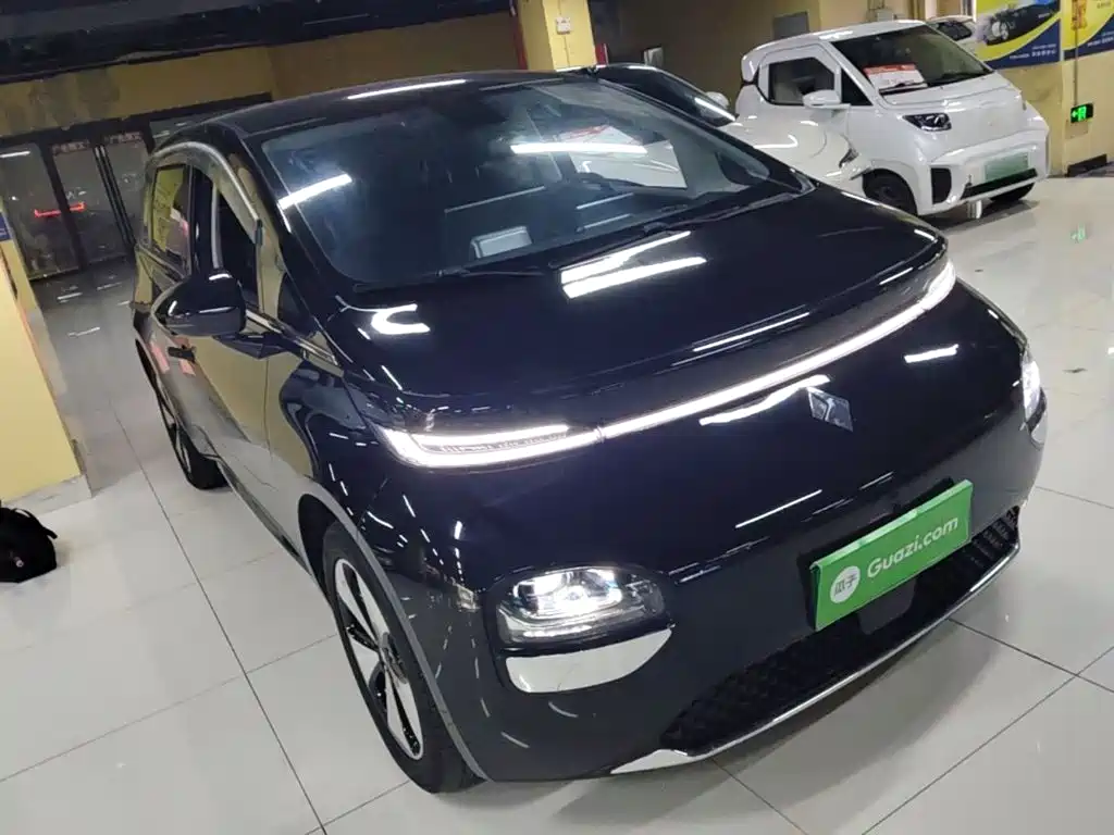 Baojun Yunduo — фото 4