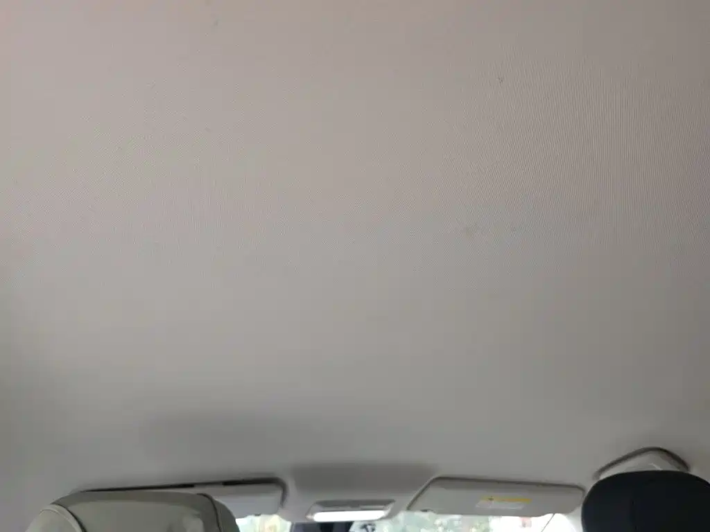 Baojun Yunduo — фото 9