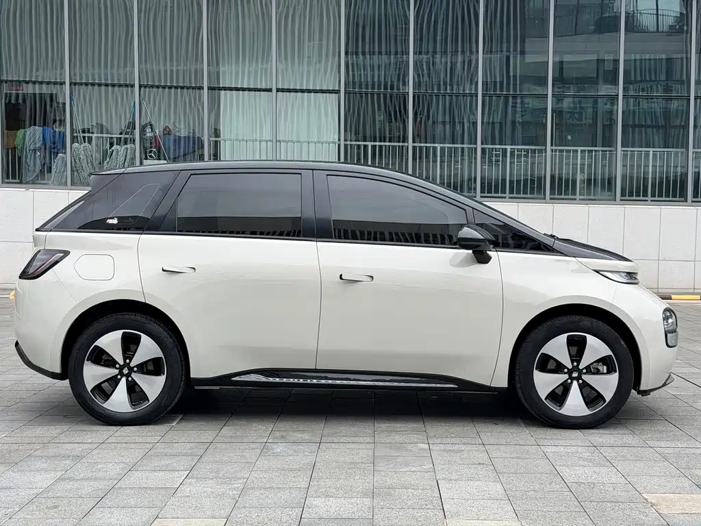 Baojun Yunduo — фото 7