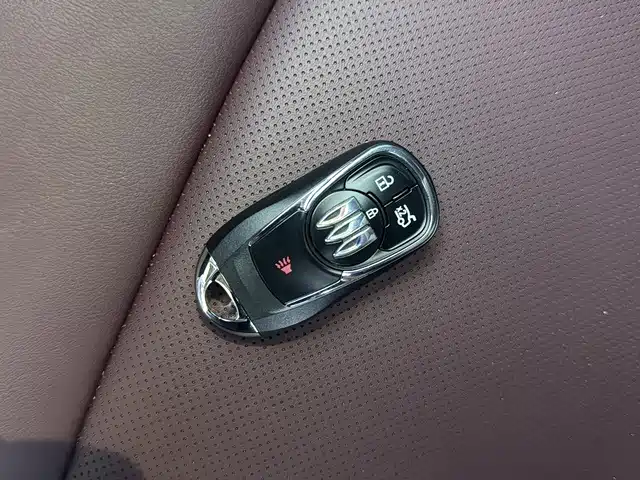 Buick Regal — фото 15