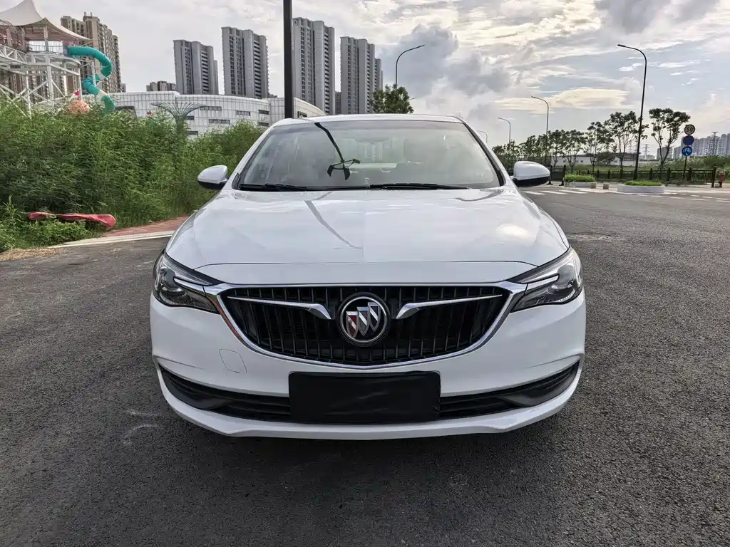 Buick Excelle — фото 2