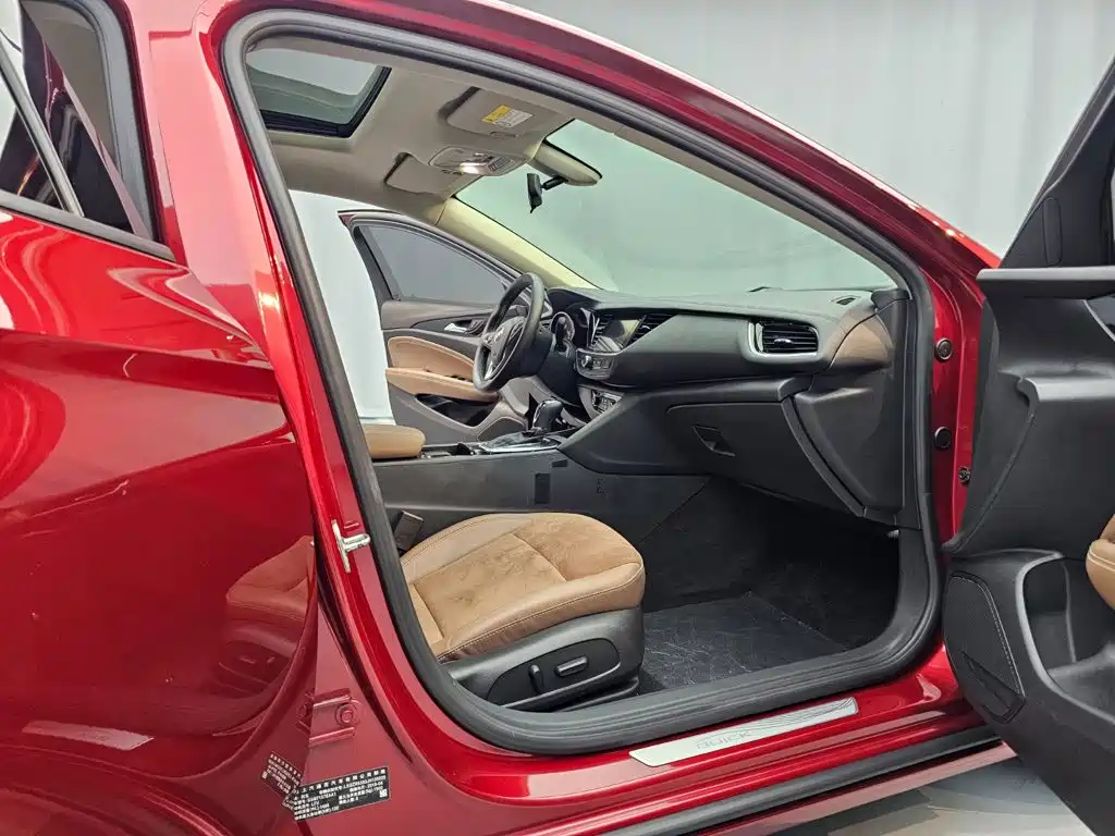 Buick Regal — фото 10