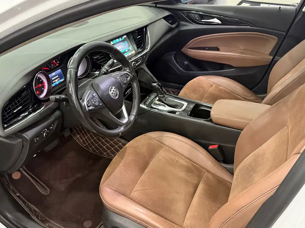 Buick Regal — фото 7