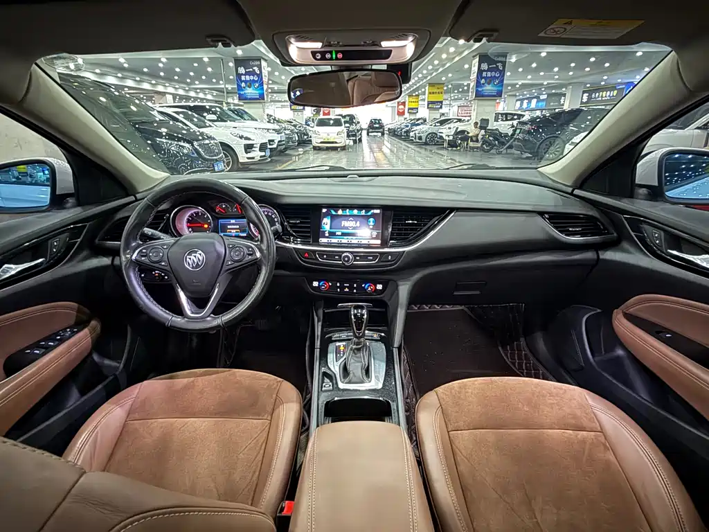 Buick Regal — фото 10