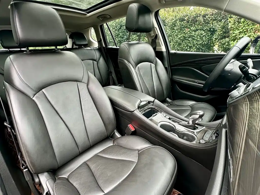 Buick Envision Plus — фото 11