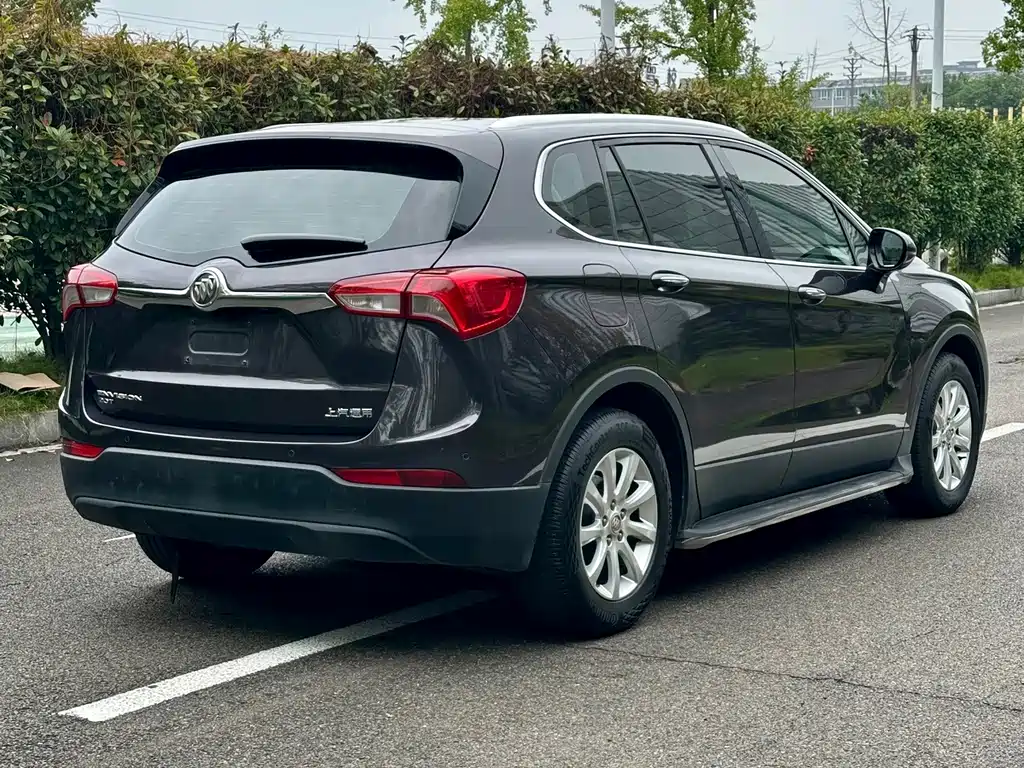 Buick Envision Plus — фото 4