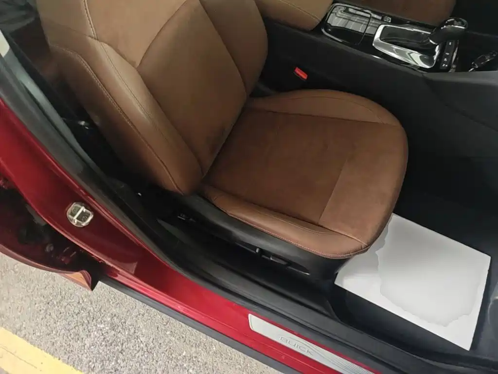 Buick Regal — фото 25