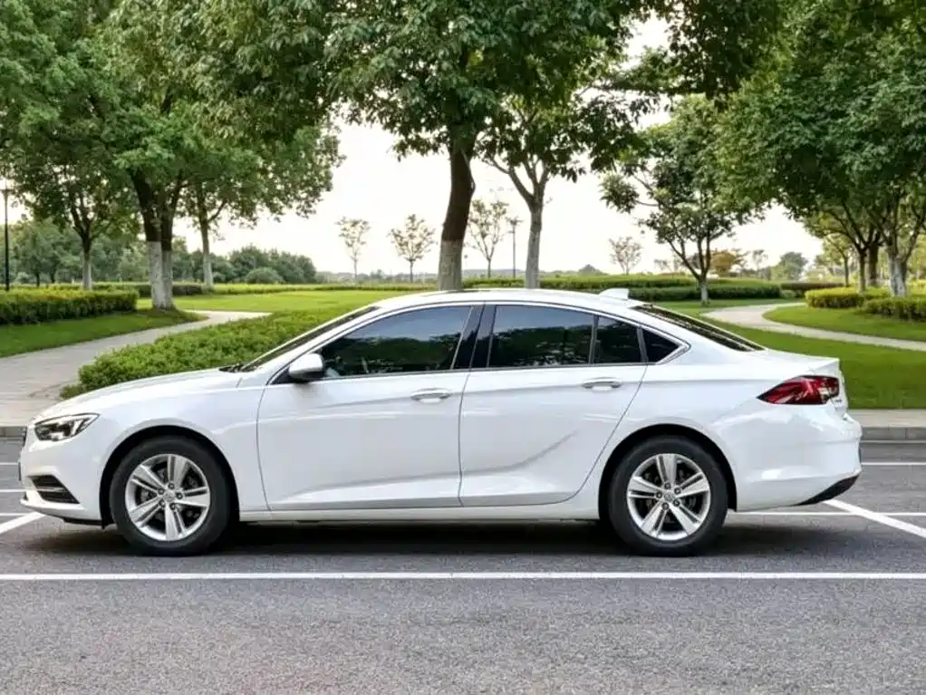 Buick Regal — фото 3