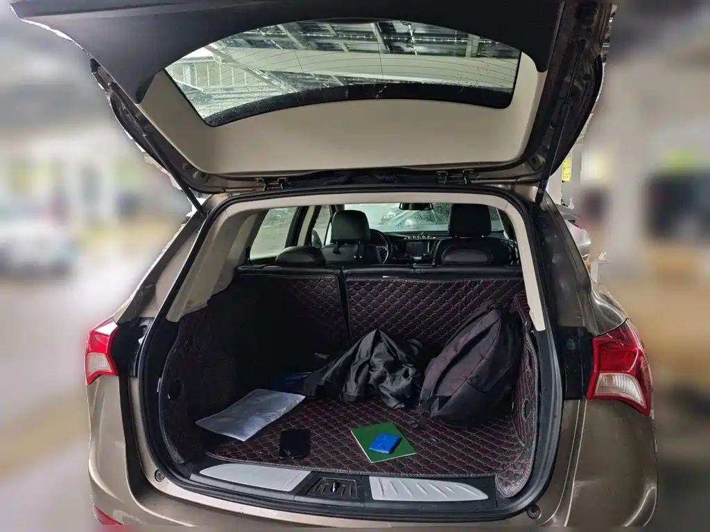 Buick Envision Plus — фото 15