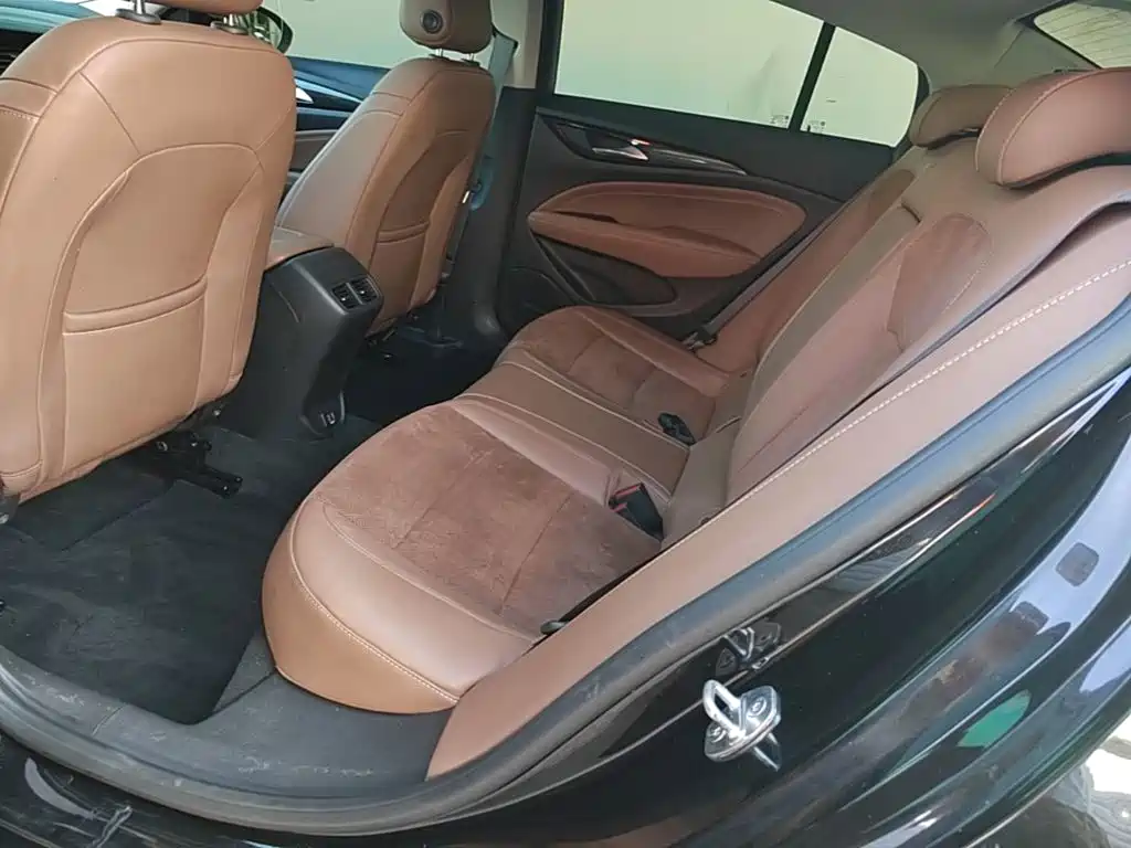 Buick Regal — фото 17