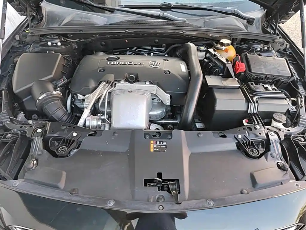 Buick Regal — фото 20