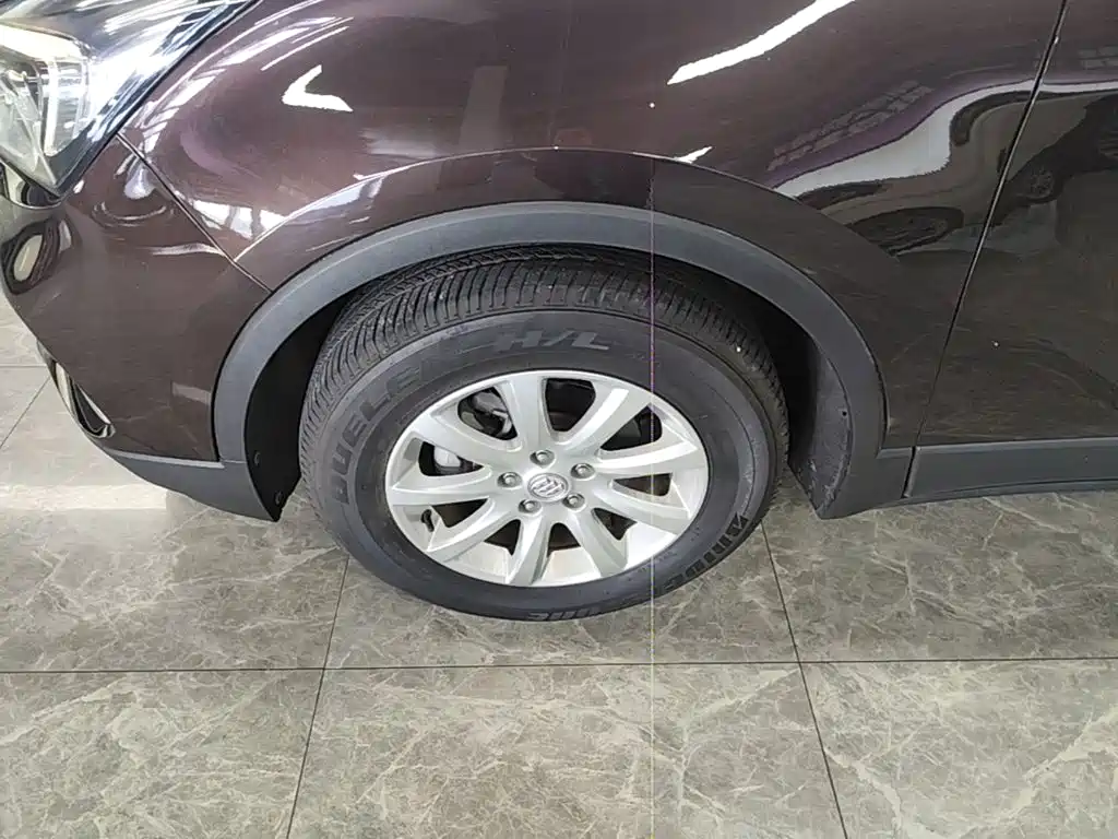Buick Envision Plus — фото 23