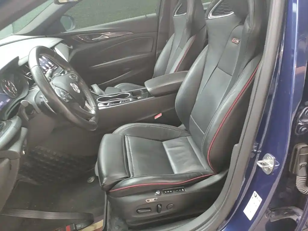 Buick Regal — фото 15