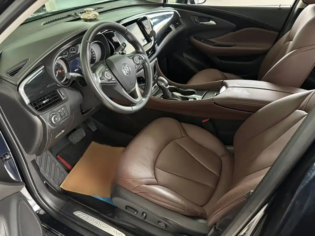 Buick Envision Plus — фото 14