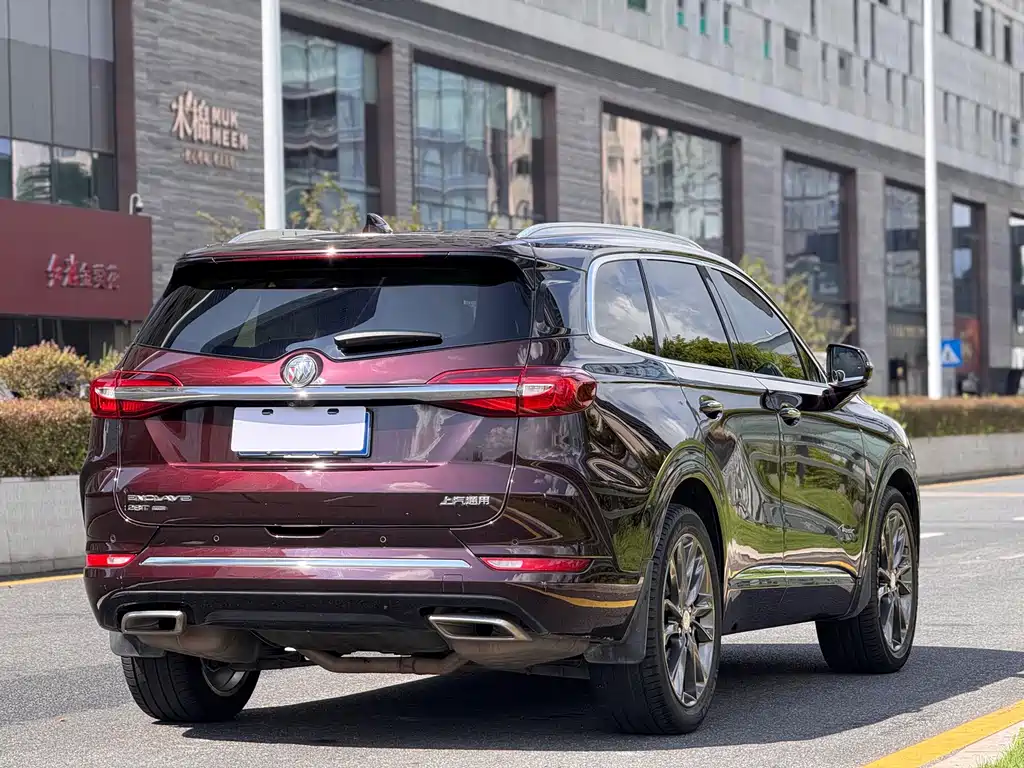 Buick Enclave — фото 5