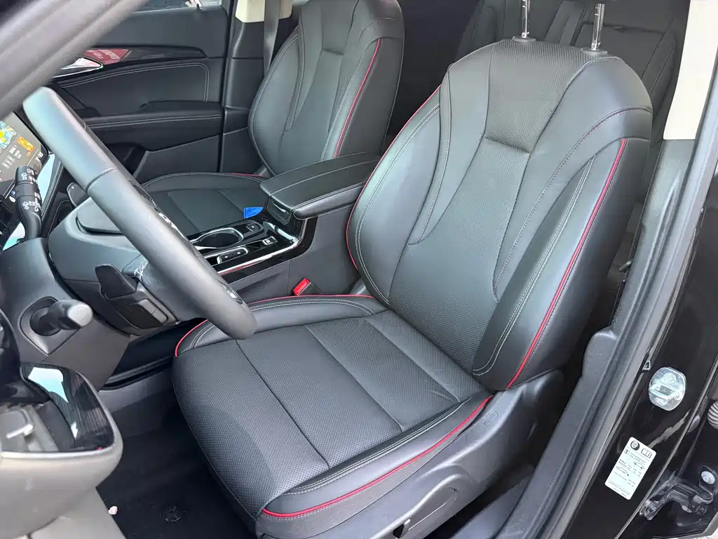Buick Envision S — фото 10