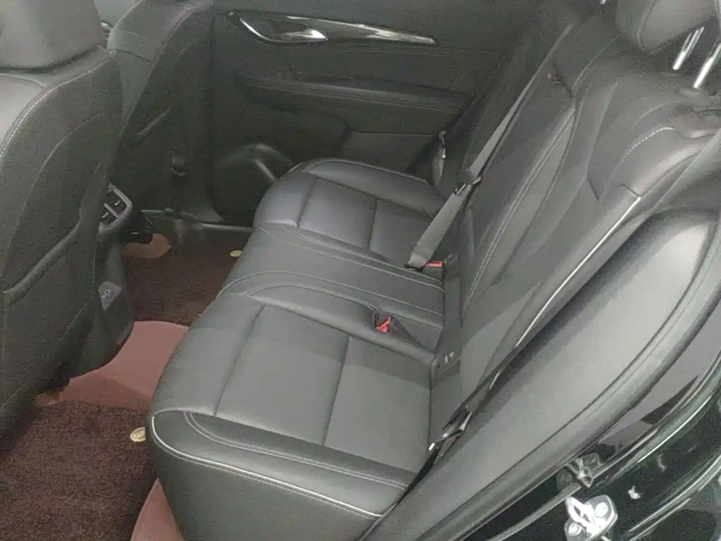 Buick Envision Plus — фото 17