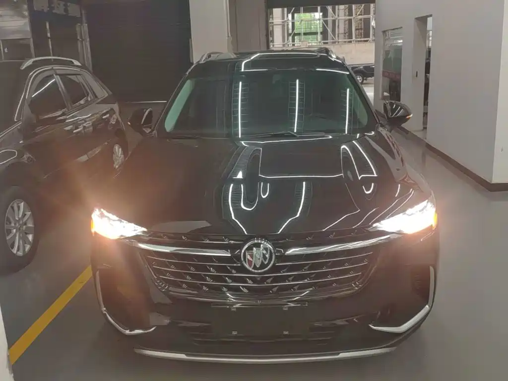 Buick Envision Plus — фото 3
