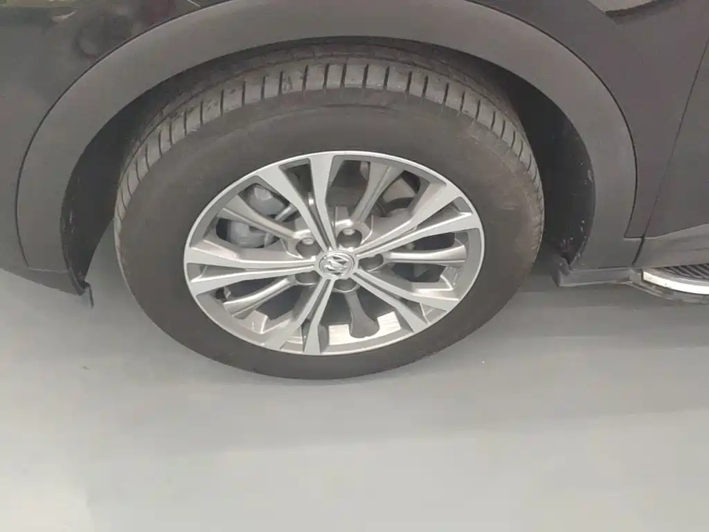 Buick Envision Plus — фото 23