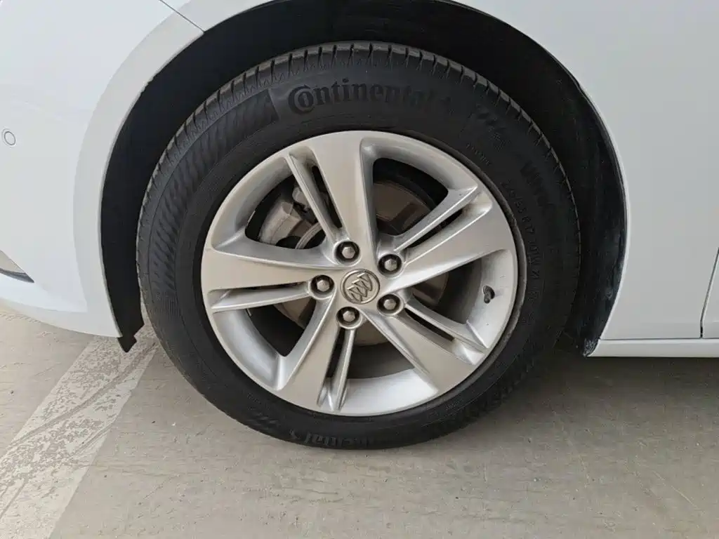 Buick Regal — фото 23