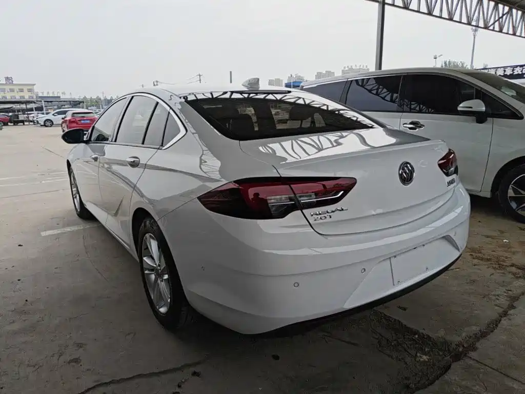 Buick Regal — фото 5