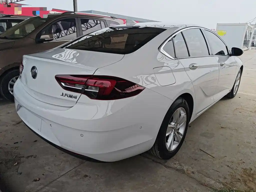 Buick Regal — фото 7