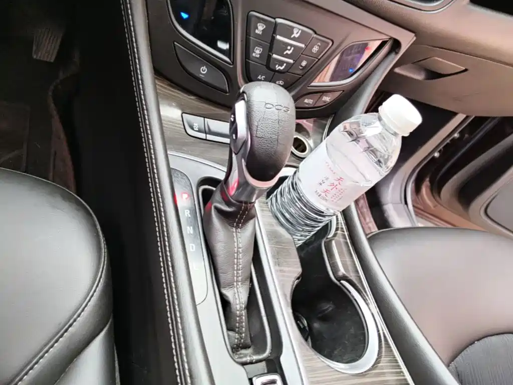 Buick Envision Plus — фото 14