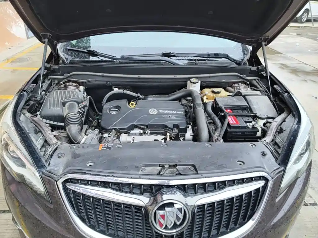 Buick Envision Plus — фото 20