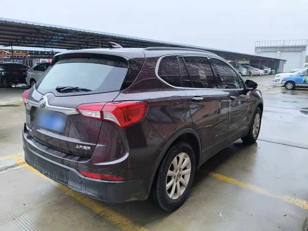 Buick Envision Plus — фото 7