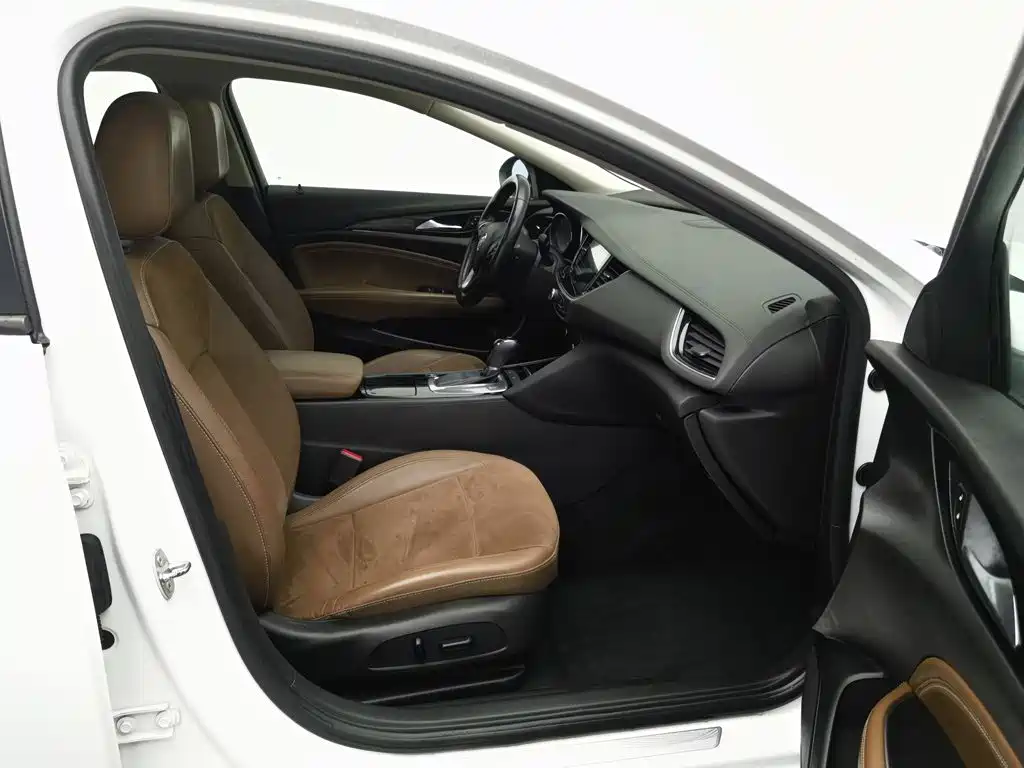 Buick Regal — фото 23
