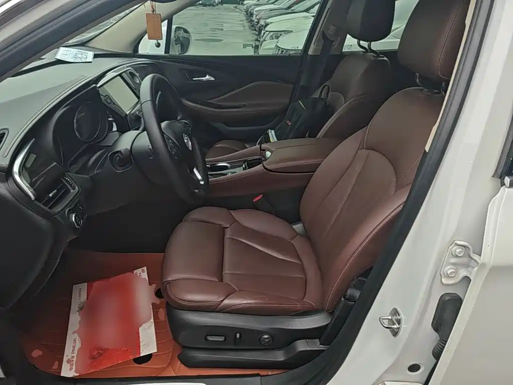 Buick Envision Plus — фото 15