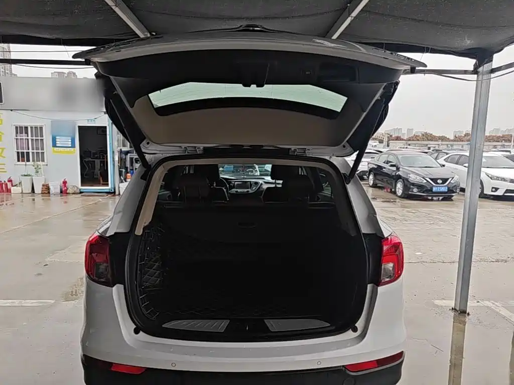 Buick Envision Plus — фото 19
